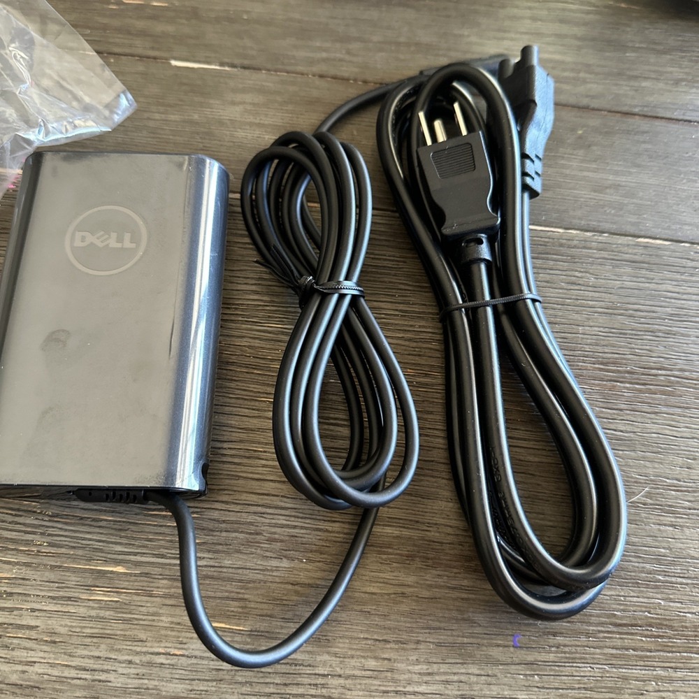 NEW‎ OEM Dell 65W 20V 3.25A Laptop AC Adapter Charger HA65NM170 Power Supply